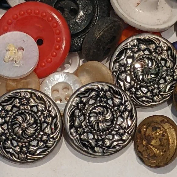 13.8oz Vintage Antique Button Brass Military Army Sailor Locket Mixed Sewing Lot - Picture 4 of 16